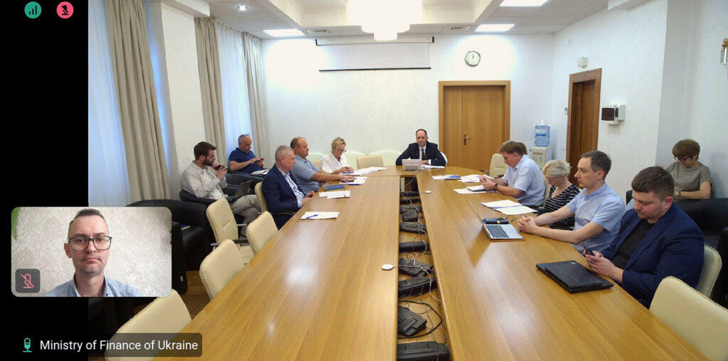 Профспілка вимагає достойну оплату праці і пенсій для підприємств, підпорядкованих ДАЗВ